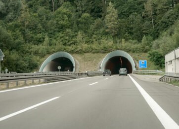 Tunnels & Underpasses